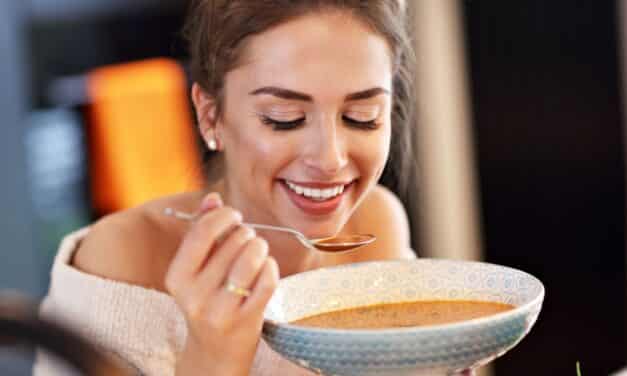 Sopa minestrone con fideos